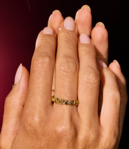 Aliança Elo Frame Contínuo 18k