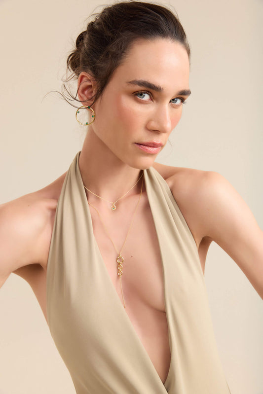 Brinco Flow com Esmeraldas 18k