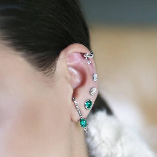 Brinco Piercing Argola Cruz Pequeno 18k