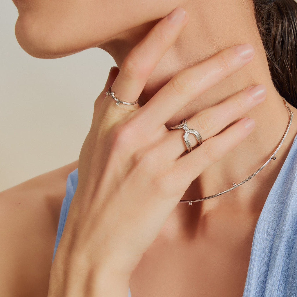 Anel Wave com Brilhante 18k