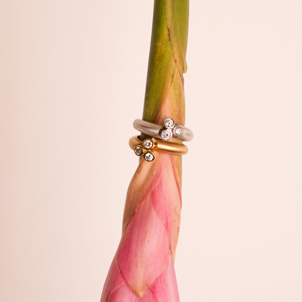 Anel Trilogia 18k
