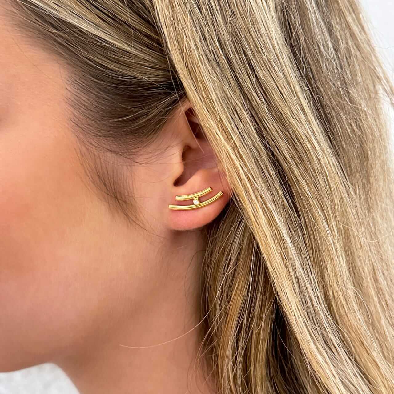 Brinco Earcuff Flow com Brilhantes 18k