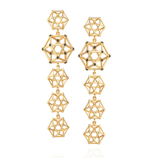 Brinco Equilibrium Longo com Brilhantes Negro 18k