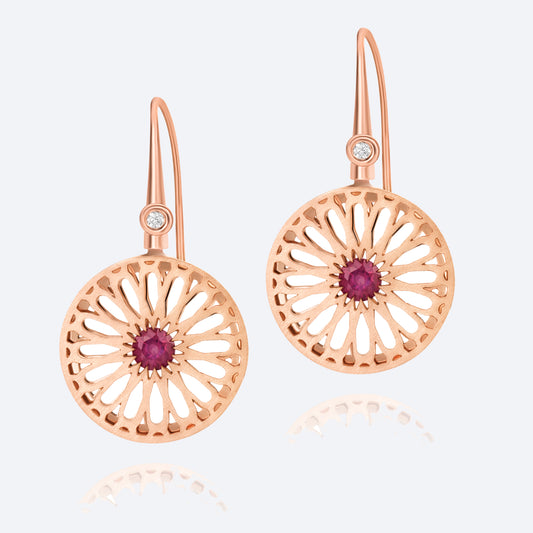 Brinco Gaudí Rubi 18k