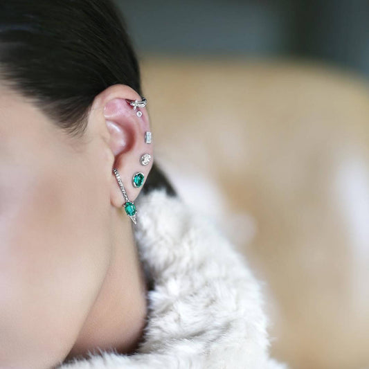 Brinco Piercing Argola Cruz Pequeno 18k