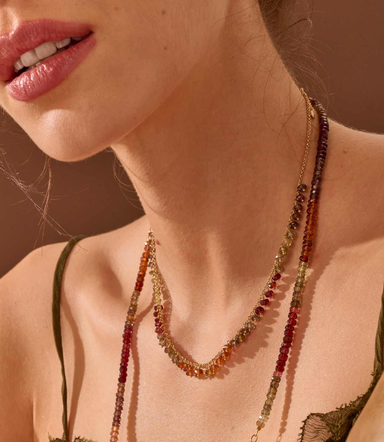 Colar Hanging Safiras Terrosas G 18k