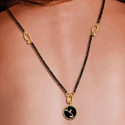 Pingente Teva com Ônix 18k