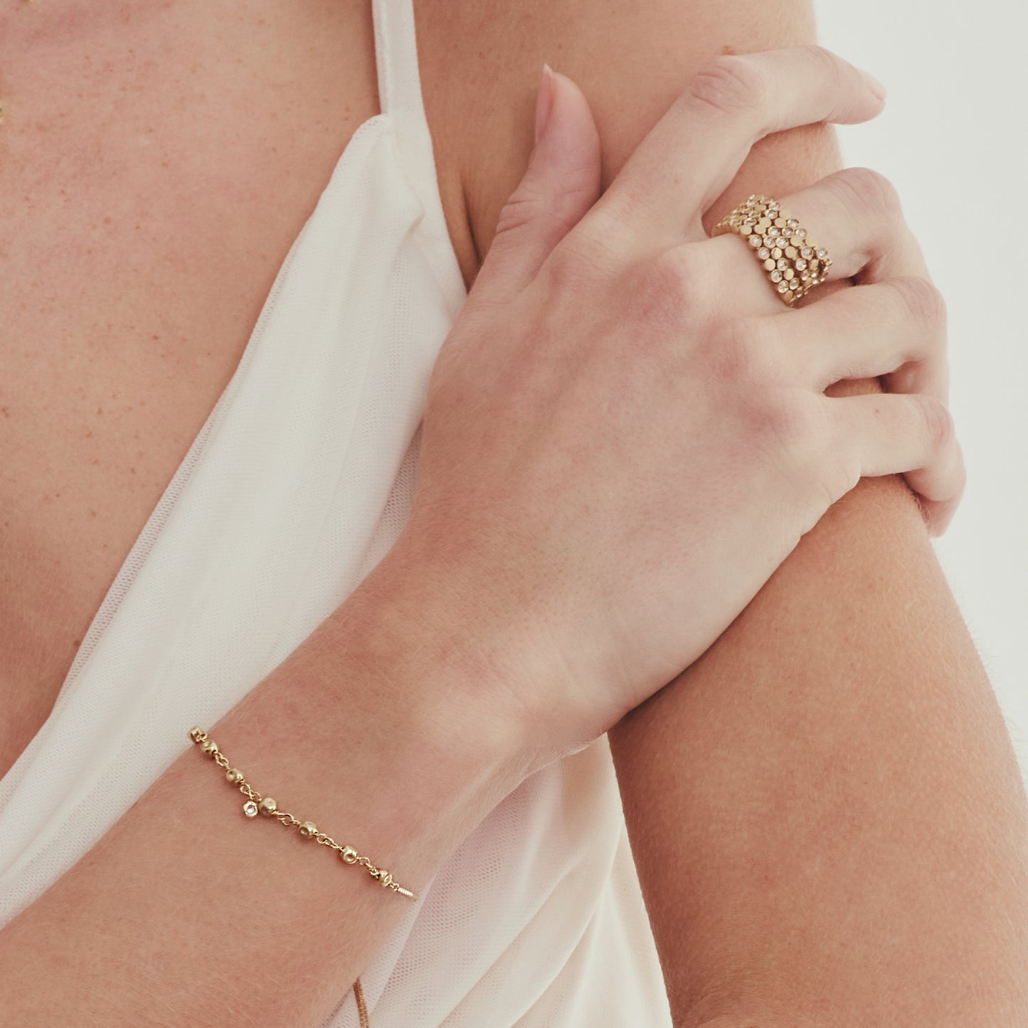 Pulseira Ajustável Bolinhas Amassadas 18k