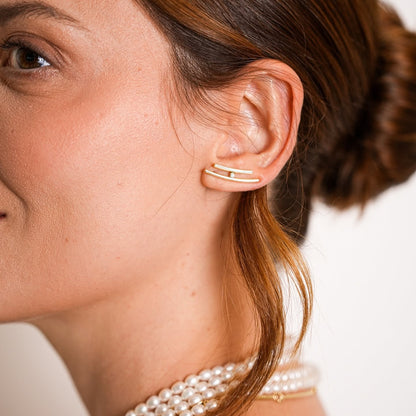 Brinco Earcuff Flow com Brilhantes 18k